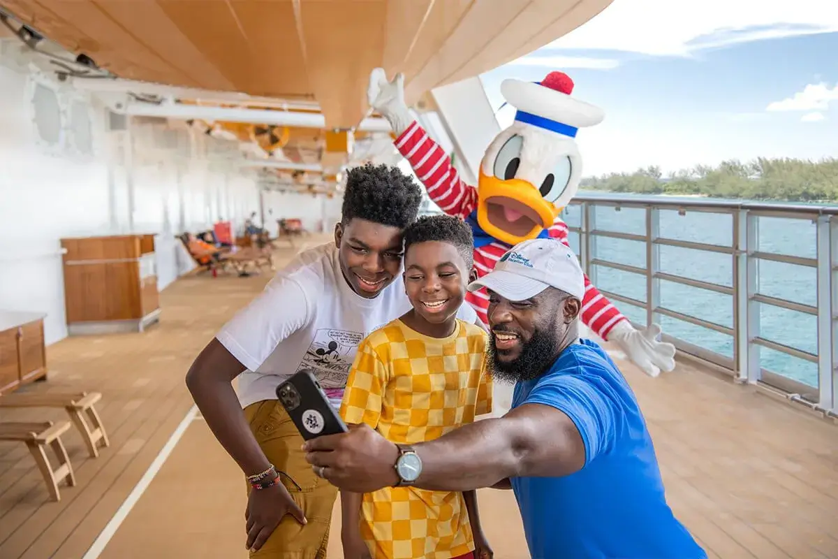 DISNEY CRUISE LINE